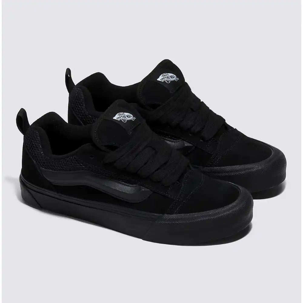 Adidas VNS Knu All Black und Adidas Campus 00s Gletscher und Schwarz (1 GRÁTIS).